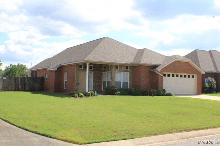 Brownstone Way, Elmore, AL 36025
