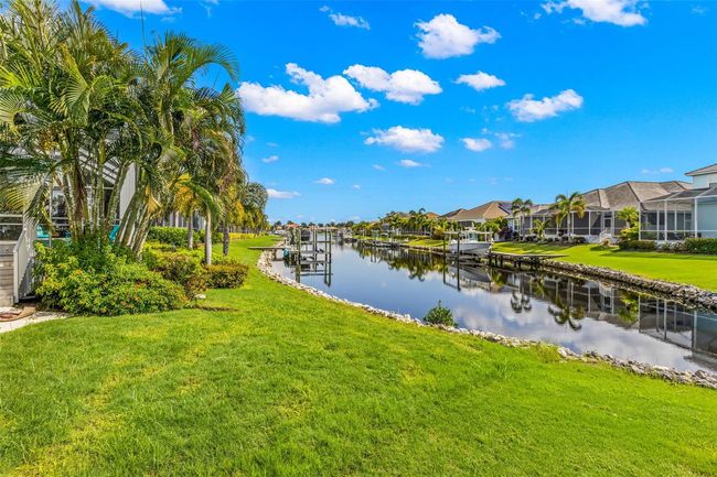 709 Manns Harbor Dr, House other with 5 bedrooms, 4 bathrooms and null parking in APOLLO BEACH FL | Image 40