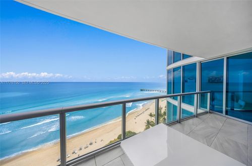apt-1805-17001 Collins Ave, Sunny Isles Beach, FL, 33160-3674 | Card Image