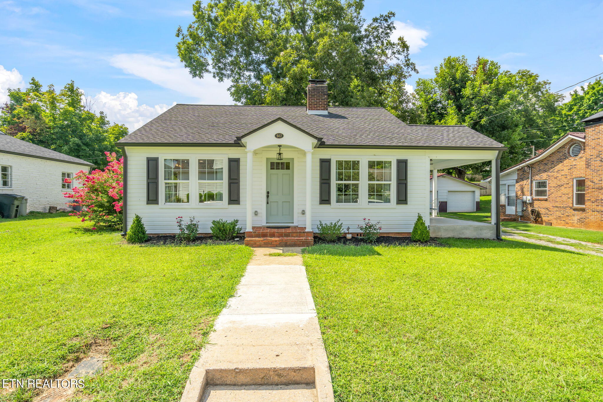 Price St, Sweetwater, TN 37874