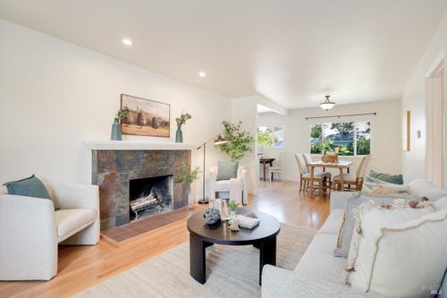 2902 Sunrise Drive, Napa, CA, 94558 | Card Image