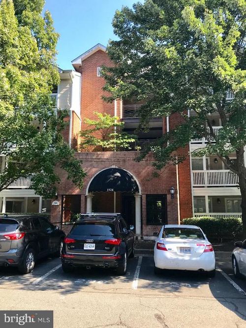 unit-127-1524 Lincoln Way, MCLEAN, VA, 22102-5943 | Card Image