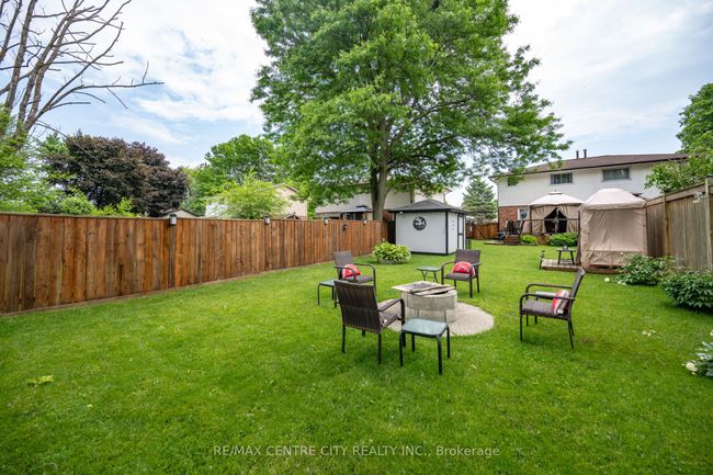 150 Culver Cres, House attached with 3 bedrooms, 1 bathrooms and 3 parking in London ON | Image 30