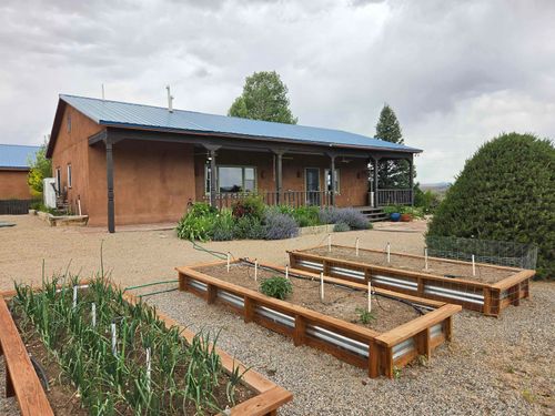 187 Los Rios Road, Arroyo Hondo, NM, 87513 | Card Image