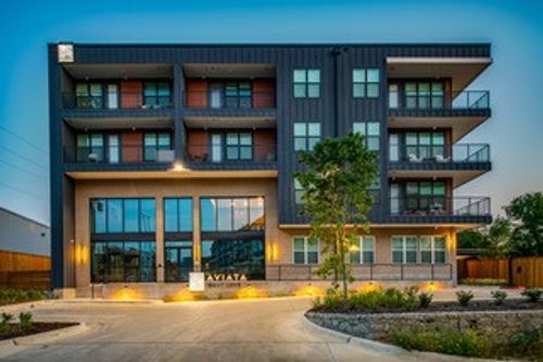 apt-419-2232 Empire Central, Dallas, TX, 75235-4376 | Card Image