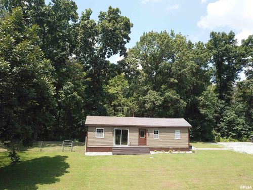 2799 Cypress Dr, Flora, IL, 62839-3009 | Card Image