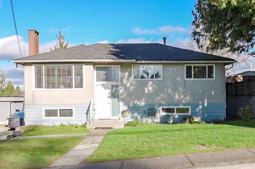 11181 90 Ave, Delta, BC, V4C3H1 | Card Image
