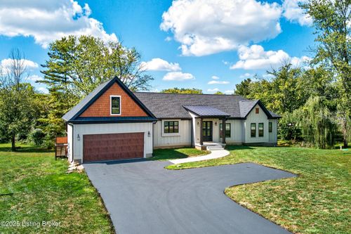 3802 Carriage Hill Dr, Crestwood, KY, 40014-9506 | Card Image