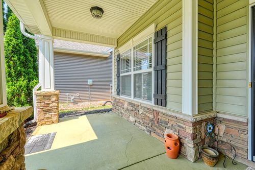 427 Listrac Dr, Moore, SC, 29369-8500 | Card Image