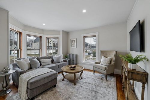 4 Princeton St, Concord, NH, 03301-2332 | Card Image