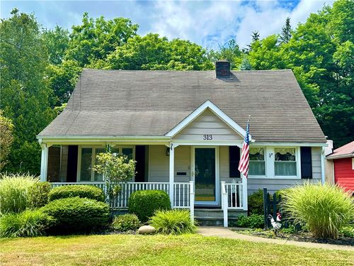 313 Larchmont Rd, Elmira, NY, 14905-1229 | Card Image