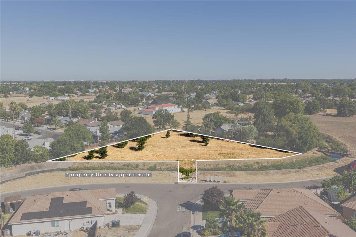 Land in Sacramento 4