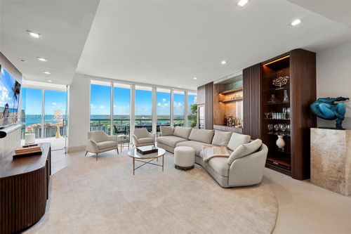 2803-1000 S Pointe Dr, Miami Beach, FL, 33139-7394 | Card Image