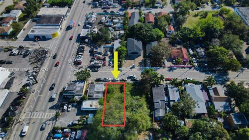 7828 Nw 5th Ave, Miami, FL, 33150-2851 | Card Image