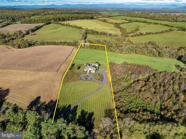 8256 Rapidan Rd, House other with 4 bedrooms, 4 bathrooms and null parking in RAPIDAN VA | Image 8