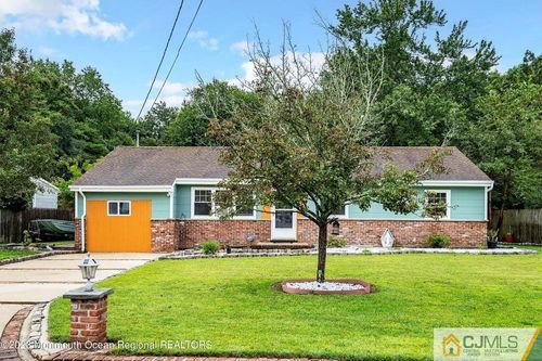 325 Normandie Dr, FORKED RIVER, NJ, 08731-1703 | Card Image