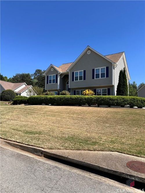 6241 Saturn Dr, Flowery Branch, GA, 30542-3988 | Card Image
