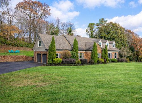 2413 Woolson Rd, Chattanooga, TN, 37406-2046 | Card Image