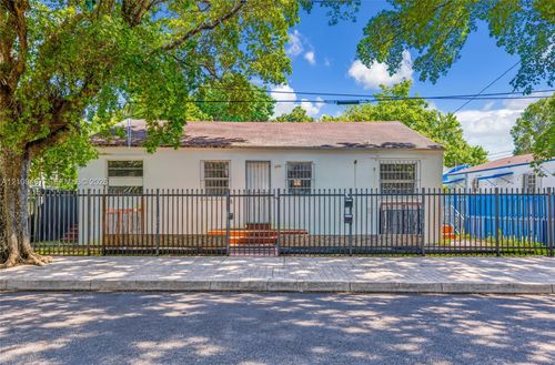 3413 Nw 6th Ave, Miami, FL, 33127-3415 | Card Image