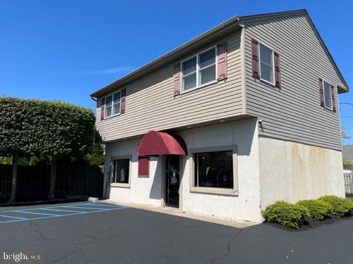 140 Highway 33, Trenton, NJ, 08619-2540 | Card Image