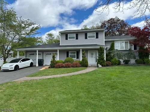 23 Newkirk Rd, Somerset, NJ, 08873-1711 | Card Image