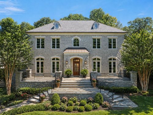 1810 Tyne Blvd, Nashville, TN, 37215-4702 | Card Image