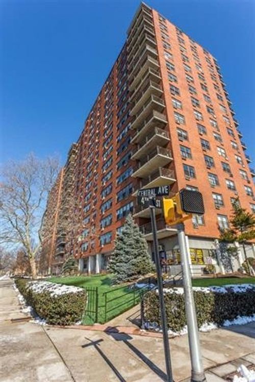 717-500 Central Ave, Union City, NJ, 07087-5309 | Card Image