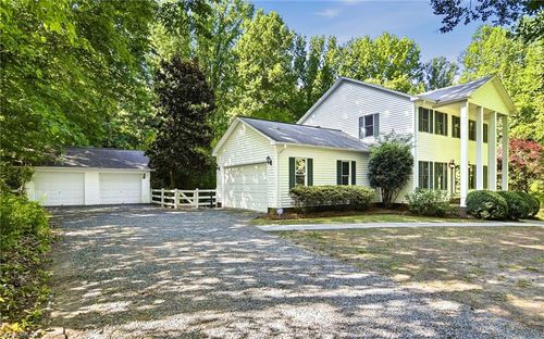 318 Kepley Craver Ave, Lexington, NC, 27295-5426 | Card Image