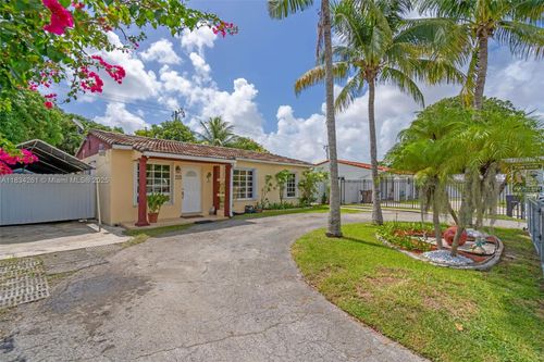 3741 E 8th Ave, Hialeah, FL, 33013-2838 | Card Image