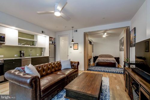 apt-205-1942 N Front St, PHILADELPHIA, PA, 19122-2458 | Card Image