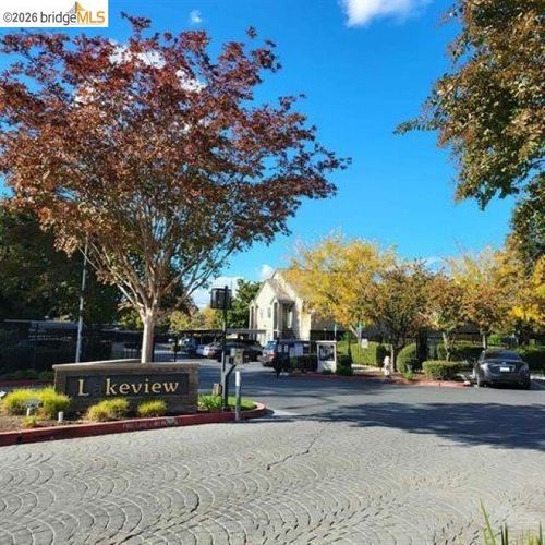1241 Lakeview Cir, Pittsburg, CA, 94565-4250 | Card Image