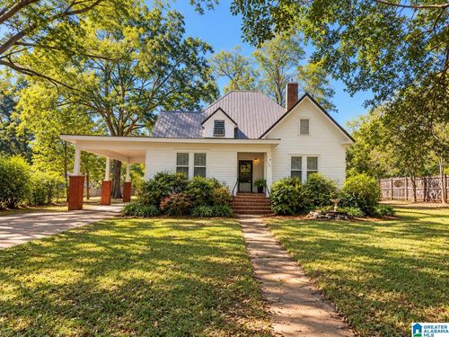 130 Gray St, OXFORD, AL, 36203-1020 | Card Image
