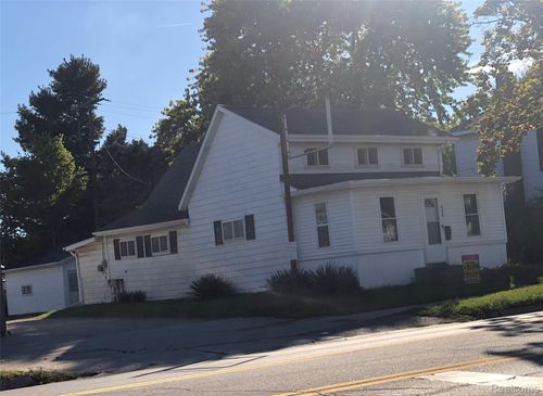 608 E Frank St, Caro, MI, 48723-1622 | Card Image