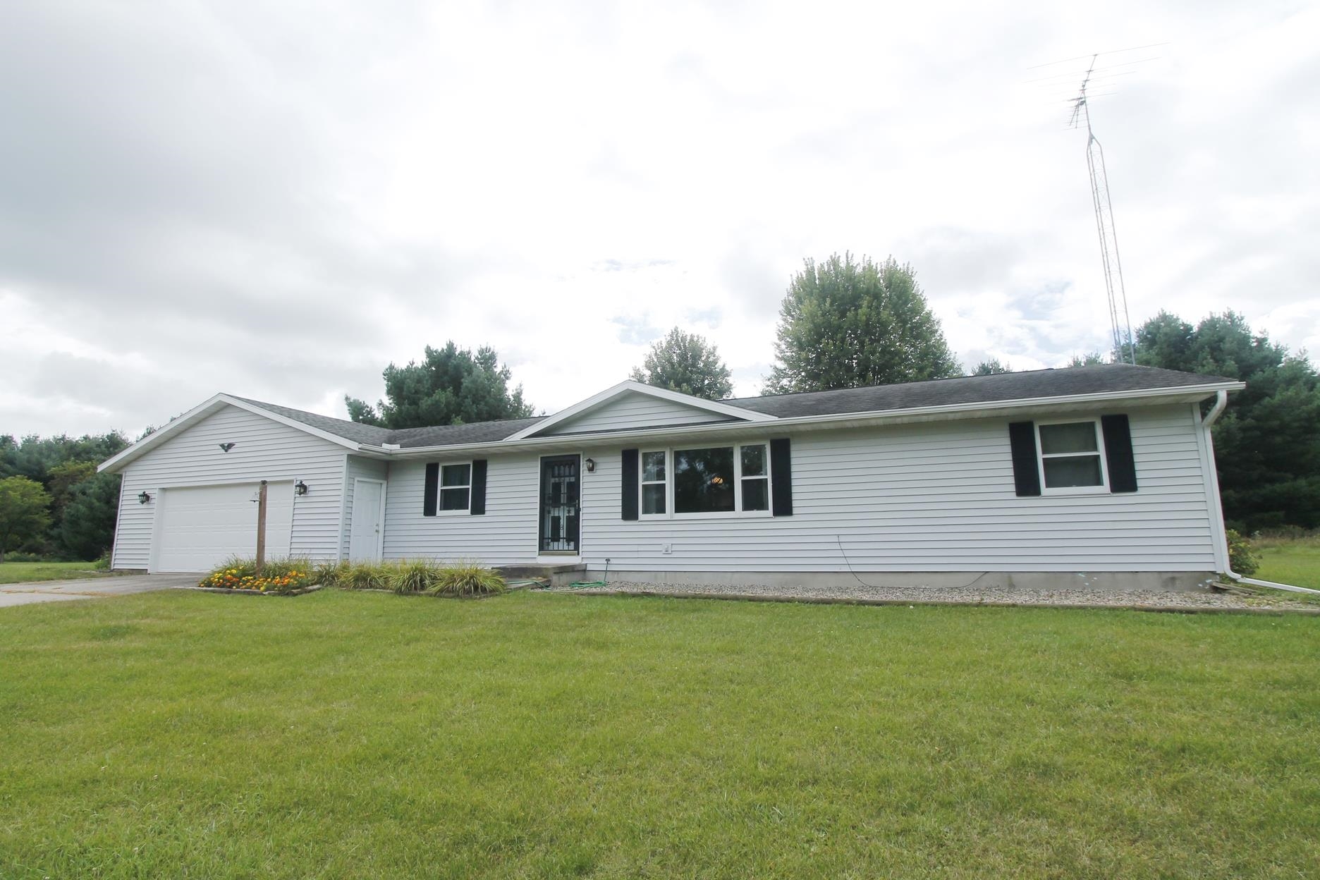 County Road Ee , Oxford, WI 53952