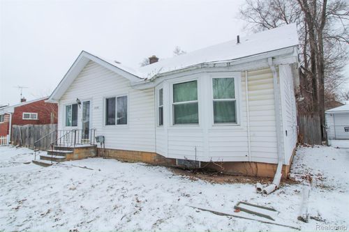 28640 Oakwood St, Inkster, MI, 48141-3903 | Card Image