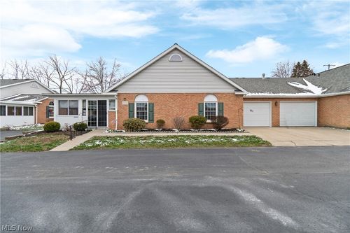 1529 Rhine River Rd Nw, Uniontown, OH, 44685-7338 | Card Image