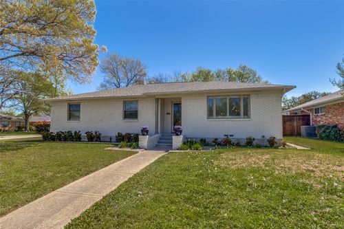 8494 Swift Ave, Dallas, TX, 75228-5846 | Card Image