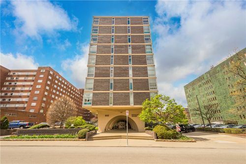 apt-64-552 N Neville St, Oakland, PA, 15213-2828 | Card Image