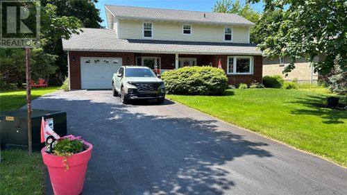 8 Keating Pl, Stephenville, NL, A2N3R6 | Card Image
