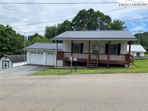 309 Locust St, West Jefferson, NC, 28694-9701 | Card Image