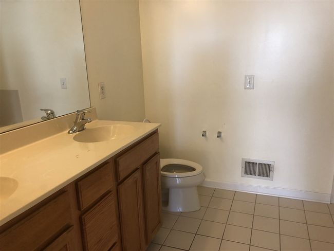 7 Atlas Ct, House other with 2 bedrooms, 3 bathrooms and null parking in Jersey City NJ | Image 12