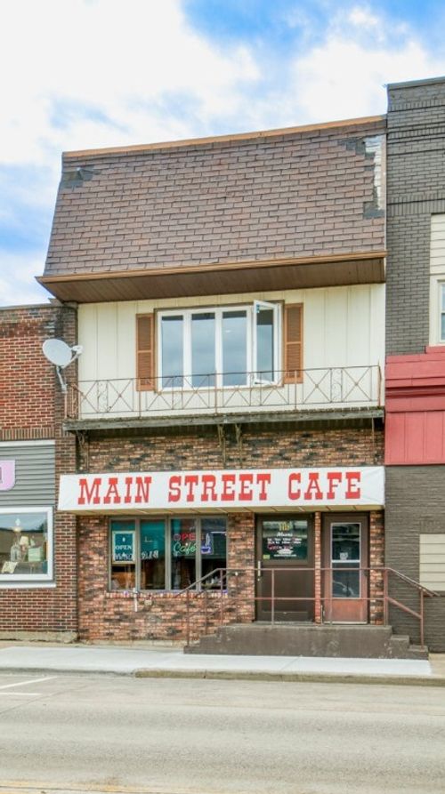 1418 Main St, BLOOMER, WI, 54724-1671 | Card Image