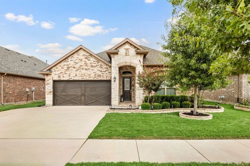 8105 Glenn Day Dr, Arlington, TX, 76002-4341 | Card Image