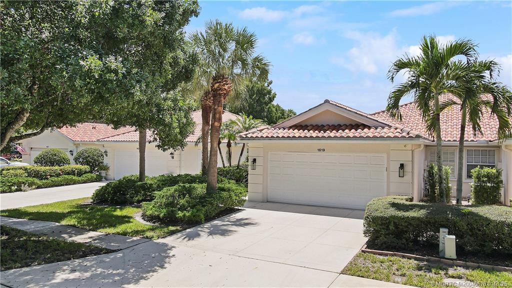 Shady Lake Ter, Palm City, FL 34990