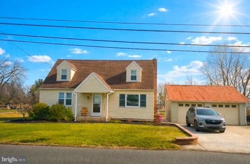 332 Daretown Rd, ELMER, NJ, 08318-2728 | Card Image