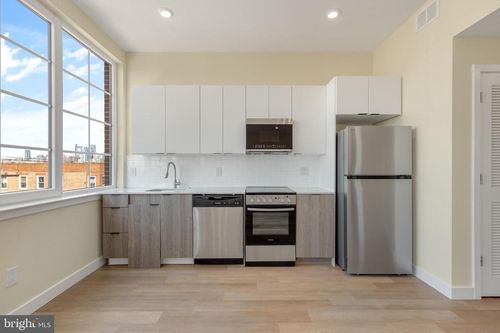 402-1701 S 4th St, PHILADELPHIA, PA, 19148-1801 | Card Image
