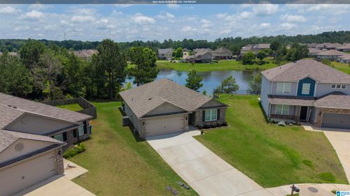 365 Hidden Ct, MONTEVALLO, AL, 35115-5954 | Card Image