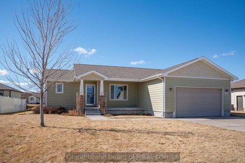 316 Cherokee Ave S, Grand Island, NE, 68803-1020 | Card Image