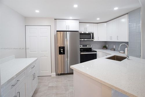 apt-101-7527 S Oriole Blvd, Delray Beach, FL, 33446-3517 | Card Image