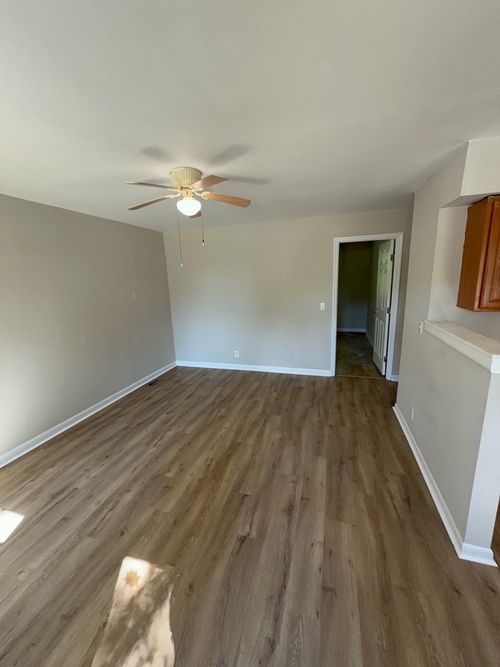 3351 White Pine Dr, Nashville, TN, 37214-4038 | Card Image